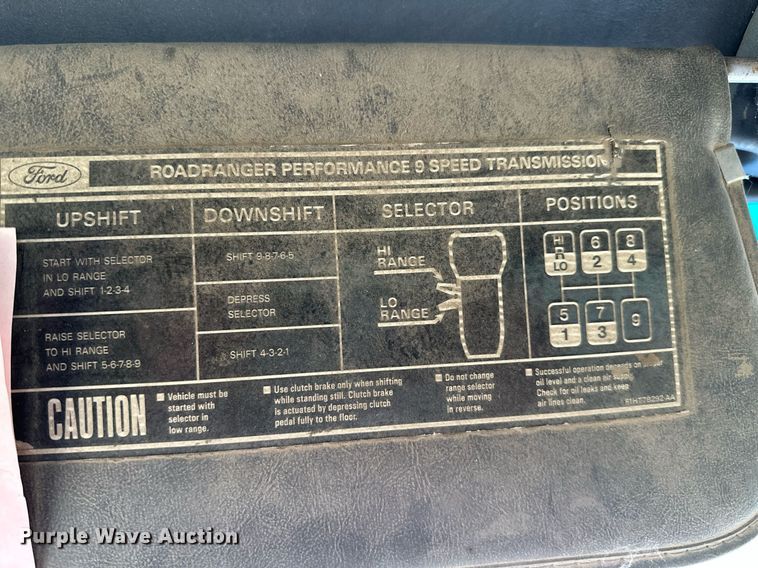 image for item OG9024 1992 Ford LTA9000  semi truck