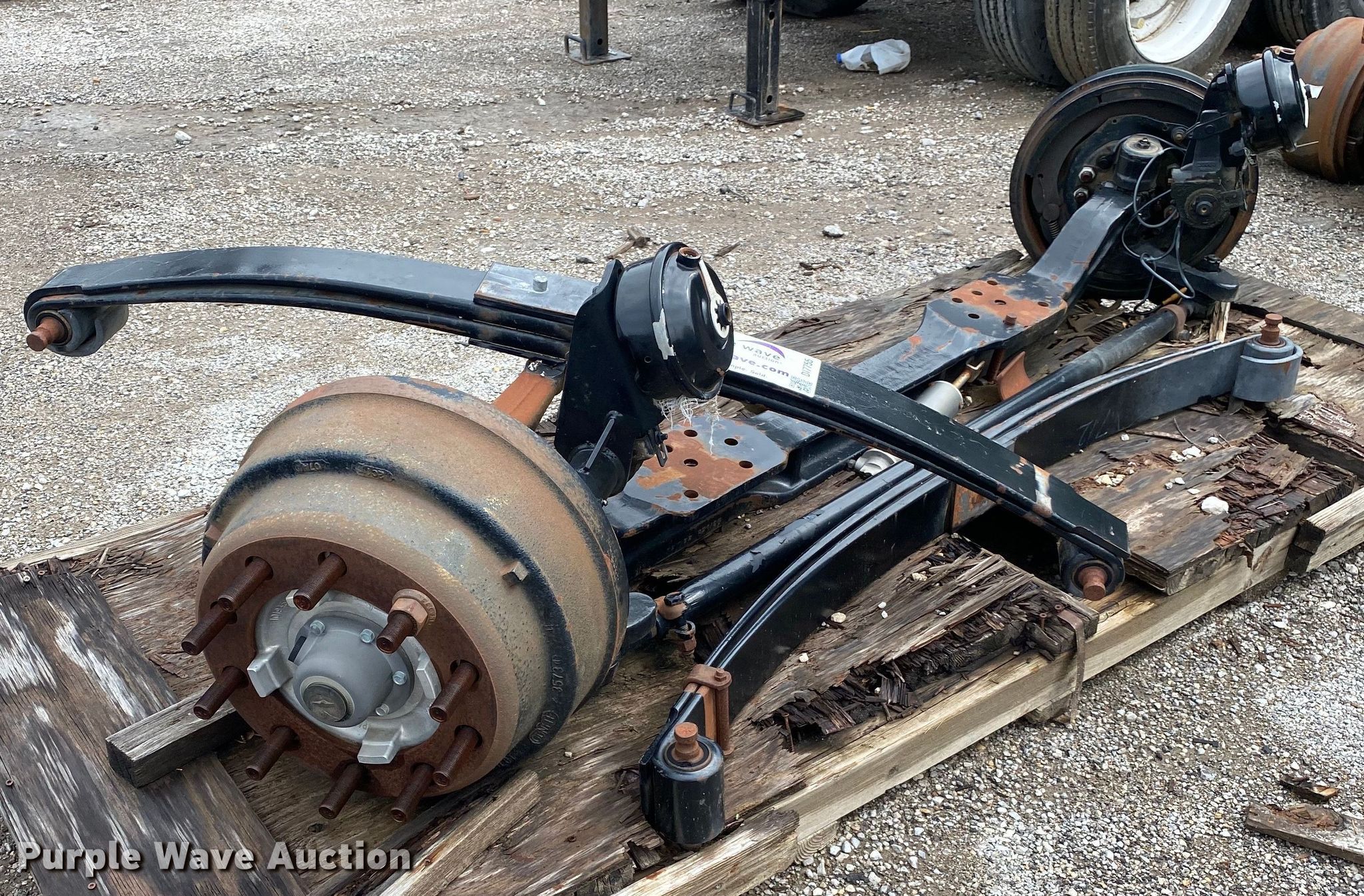 Axle assembly in Sand Springs, OK Item DI7755 sold Purple Wave