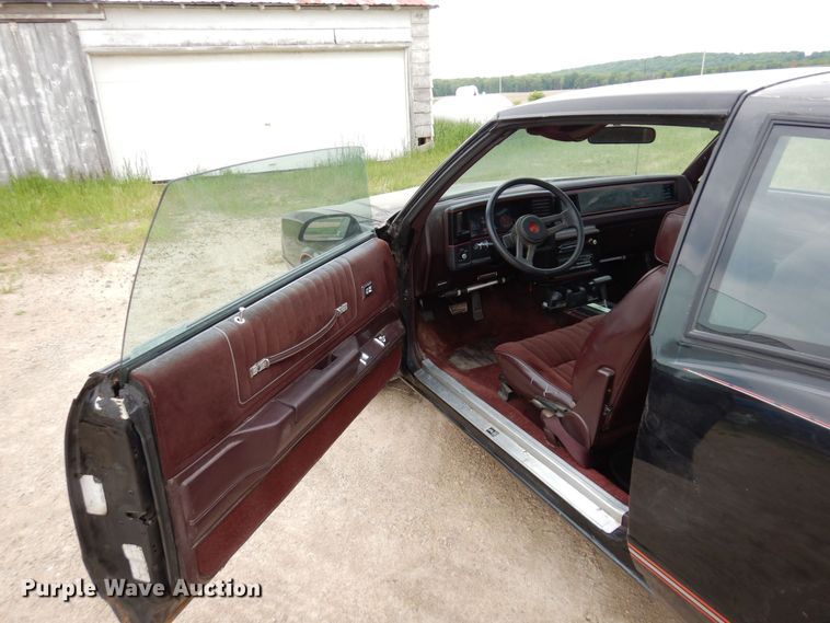 image for item AF9697 1988 Chevrolet Monte Carlo SS