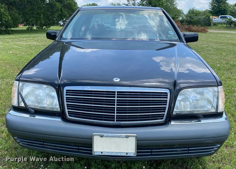 image for item DI7773 1995 Mercedes Benz S420