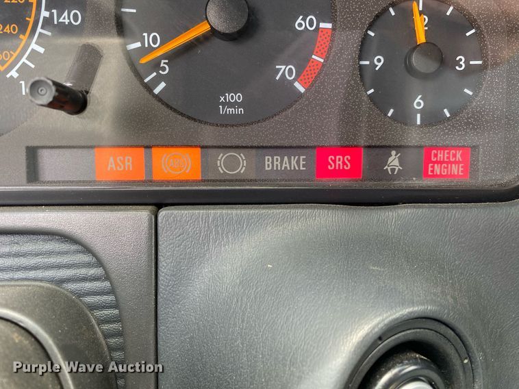 image for item DI7773 1995 Mercedes Benz S420