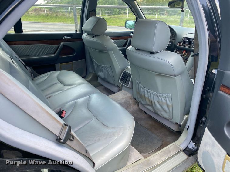 image for item DI7773 1995 Mercedes Benz S420