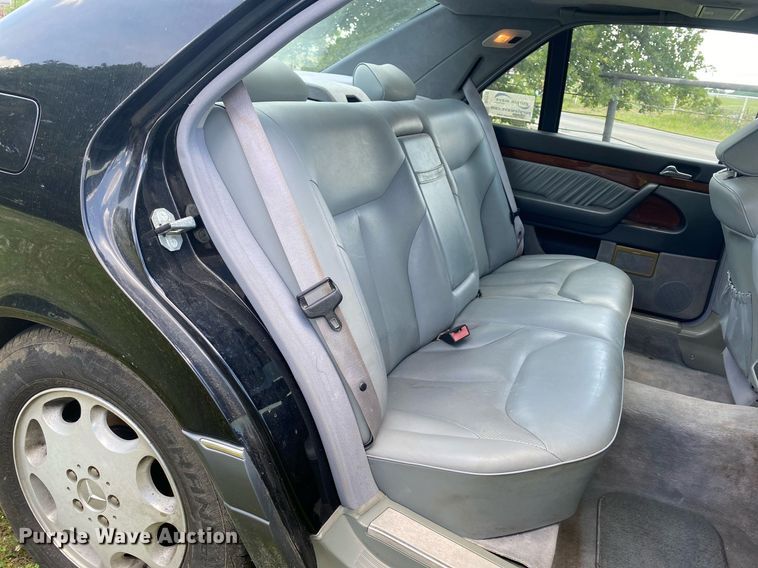 image for item DI7773 1995 Mercedes Benz S420