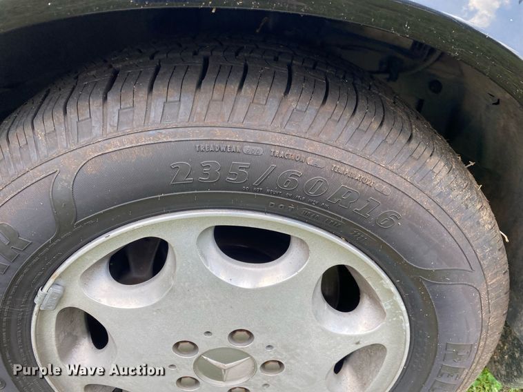 image for item DI7773 1995 Mercedes Benz S420