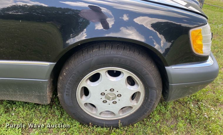 image for item DI7773 1995 Mercedes Benz S420