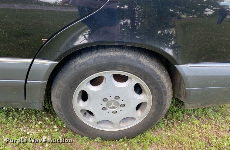 image for item DI7773 1995 Mercedes Benz S420