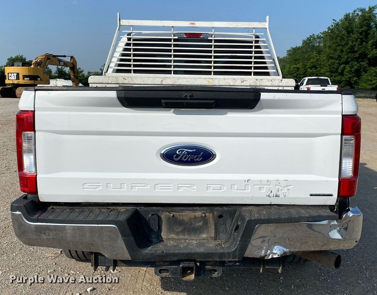 image for item DI7774 2017 Ford F250 Super Duty  SuperCab pickup truck