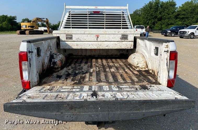 image for item DI7774 2017 Ford F250 Super Duty  SuperCab pickup truck