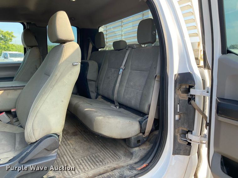 image for item DI7774 2017 Ford F250 Super Duty  SuperCab pickup truck