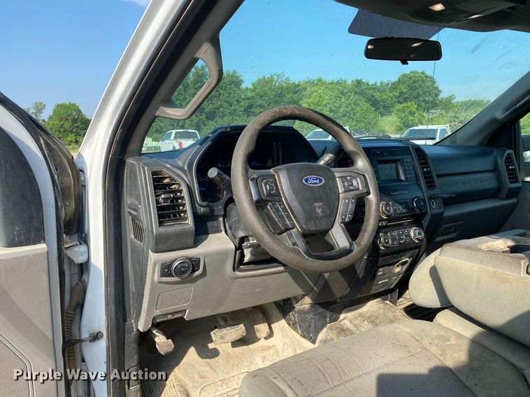 image for item DI7774 2017 Ford F250 Super Duty  SuperCab pickup truck