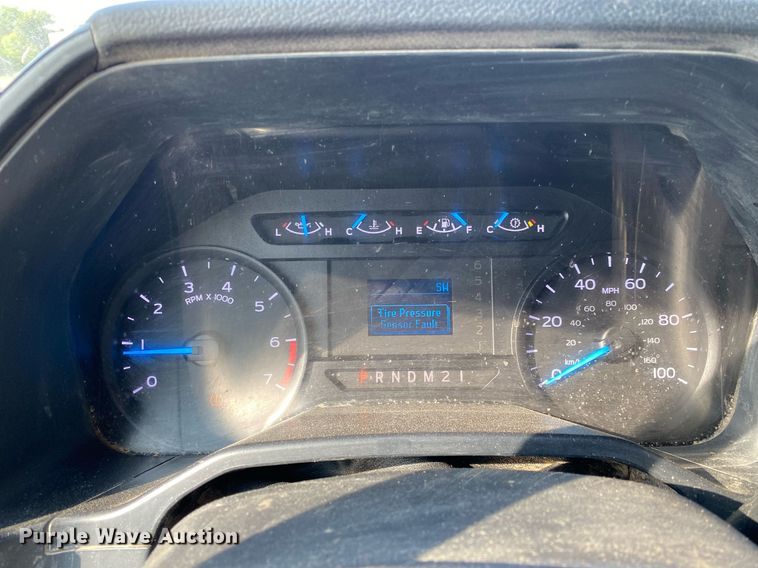 image for item DI7774 2017 Ford F250 Super Duty  SuperCab pickup truck