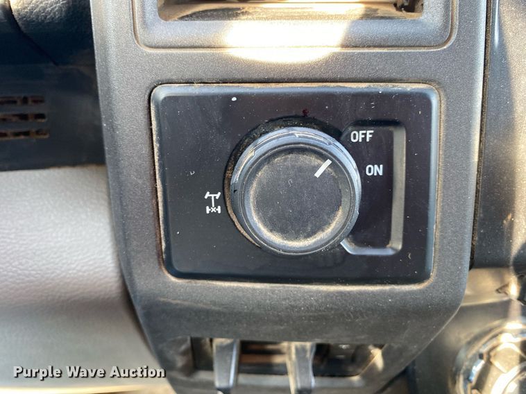 image for item DI7774 2017 Ford F250 Super Duty  SuperCab pickup truck