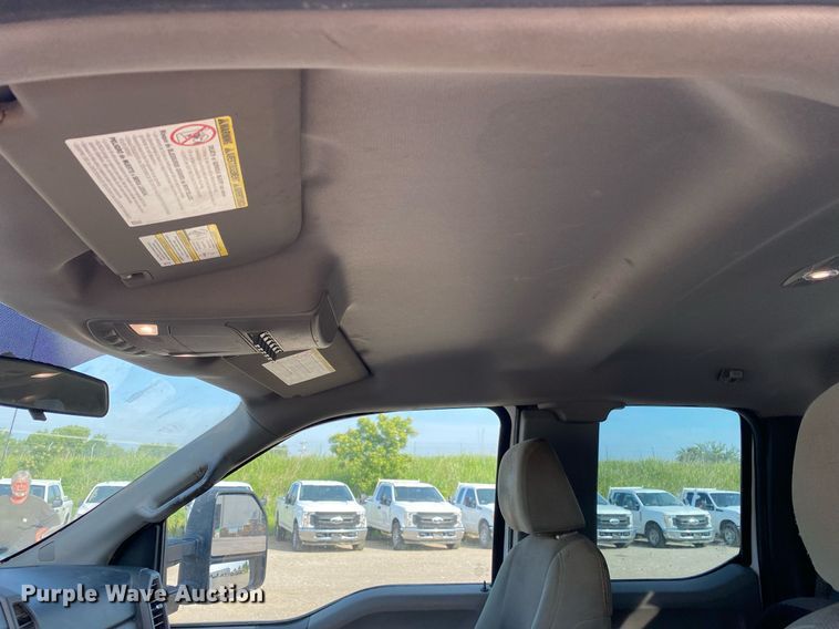 image for item DI7774 2017 Ford F250 Super Duty  SuperCab pickup truck