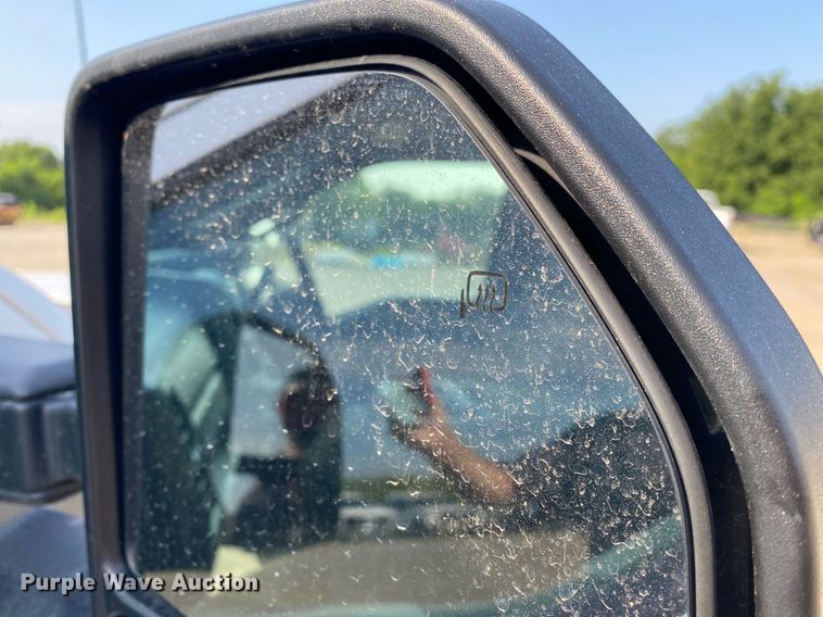 image for item DI7774 2017 Ford F250 Super Duty  SuperCab pickup truck