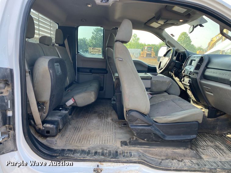 image for item DI7774 2017 Ford F250 Super Duty  SuperCab pickup truck