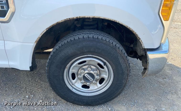 image for item DI7774 2017 Ford F250 Super Duty  SuperCab pickup truck