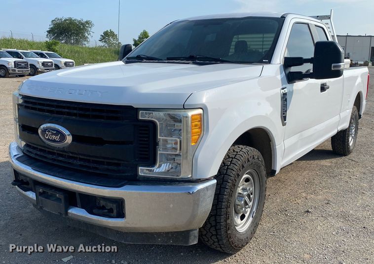 image for item DI7775 2017 Ford F250 Super Duty  SuperCab pickup truck