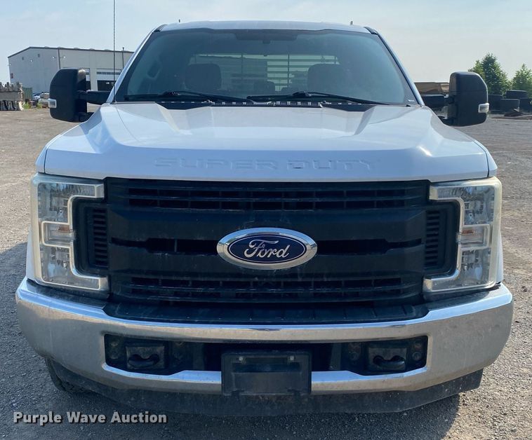 image for item DI7775 2017 Ford F250 Super Duty  SuperCab pickup truck
