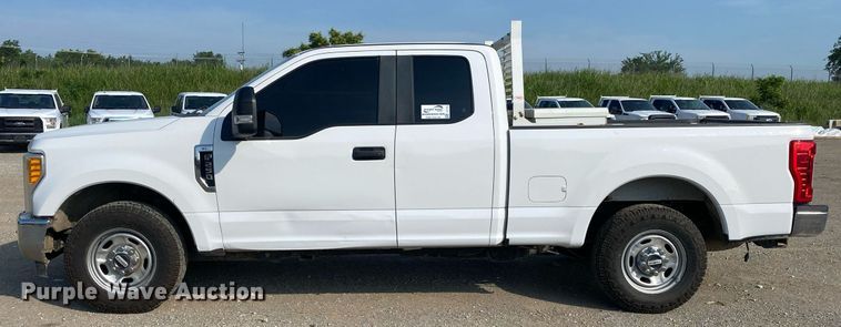 image for item DI7775 2017 Ford F250 Super Duty  SuperCab pickup truck