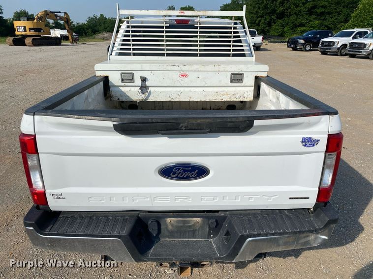 image for item DI7775 2017 Ford F250 Super Duty  SuperCab pickup truck