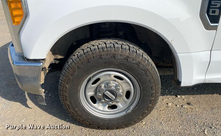 image for item DI7775 2017 Ford F250 Super Duty  SuperCab pickup truck