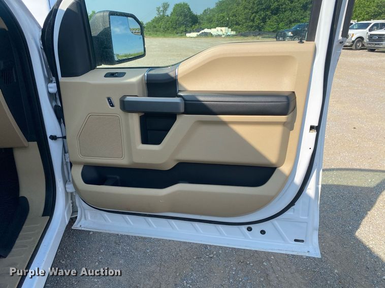 image for item DI7777 2017 Ford F150  SuperCrew pickup truck