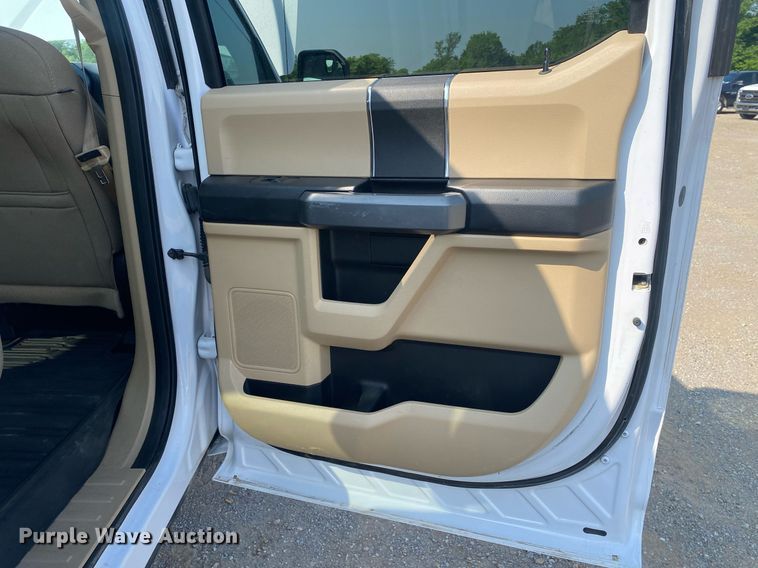 image for item DI7777 2017 Ford F150  SuperCrew pickup truck