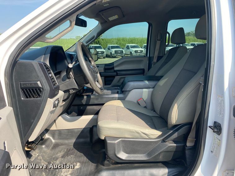 image for item DI7778 2017 Ford F150  SuperCrew pickup truck