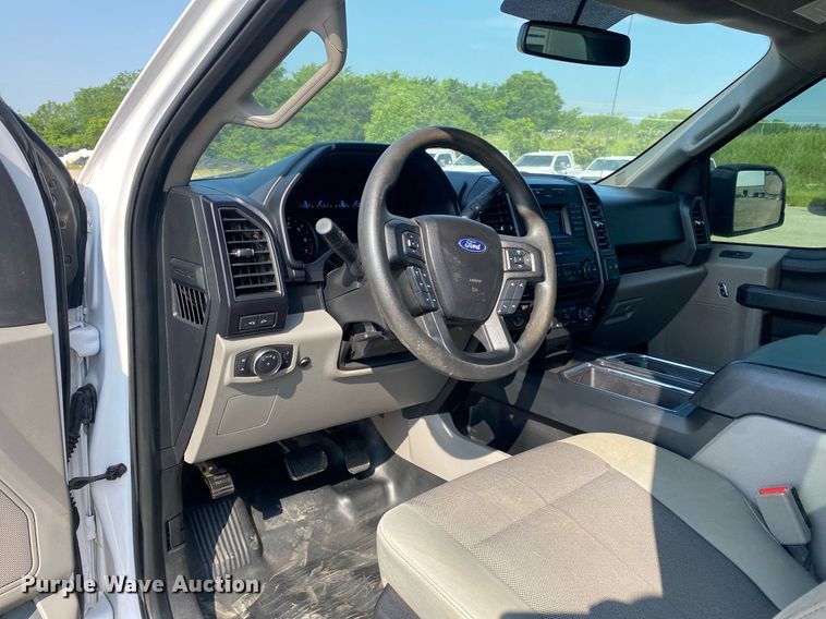 image for item DI7778 2017 Ford F150  SuperCrew pickup truck