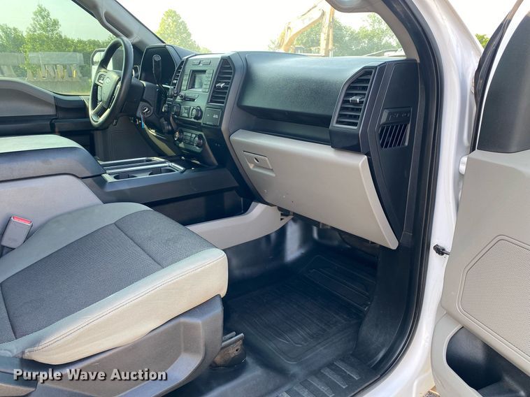 image for item DI7778 2017 Ford F150  SuperCrew pickup truck