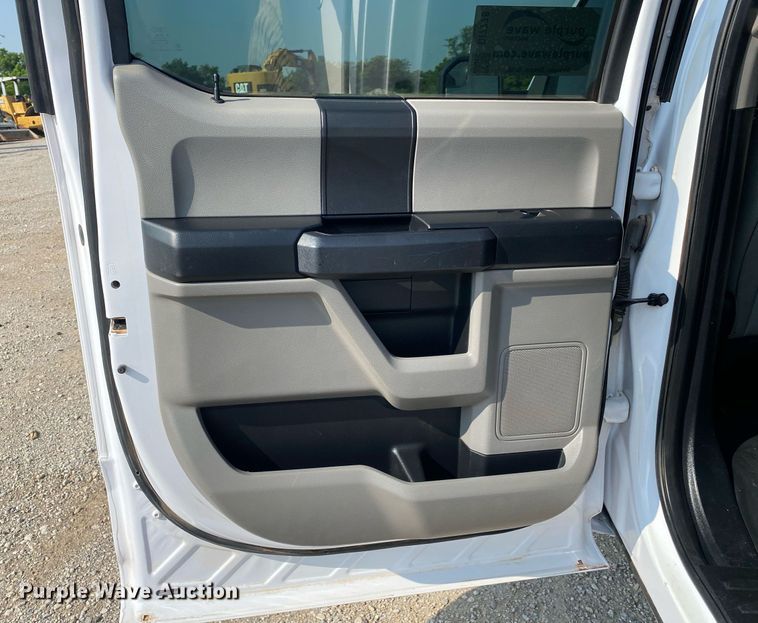 image for item DI7778 2017 Ford F150  SuperCrew pickup truck