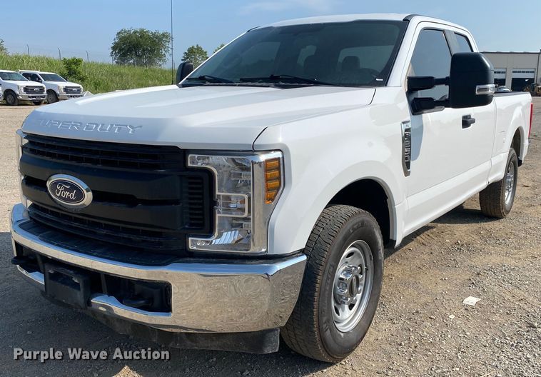 image for item DI7779 2019 Ford F250 Super Duty  SuperCab pickup truck