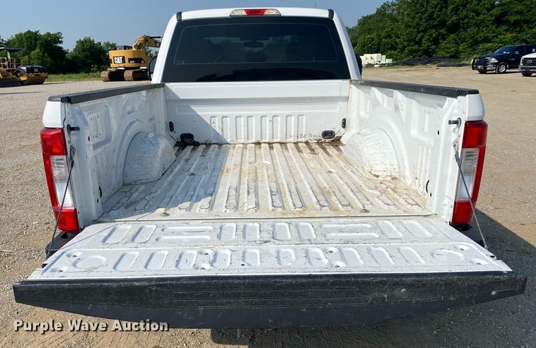 image for item DI7779 2019 Ford F250 Super Duty  SuperCab pickup truck