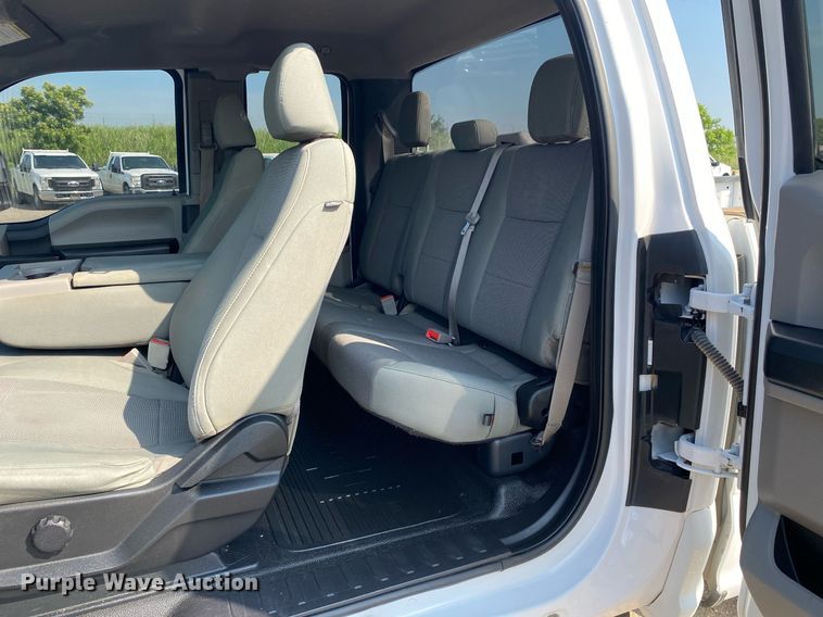 image for item DI7779 2019 Ford F250 Super Duty  SuperCab pickup truck