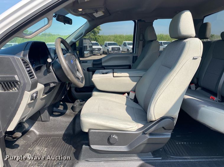 image for item DI7779 2019 Ford F250 Super Duty  SuperCab pickup truck