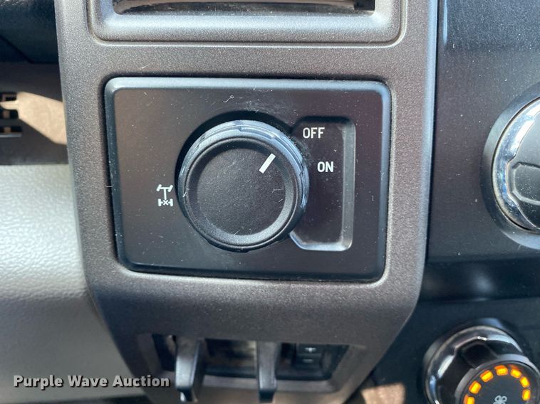 image for item DI7779 2019 Ford F250 Super Duty  SuperCab pickup truck