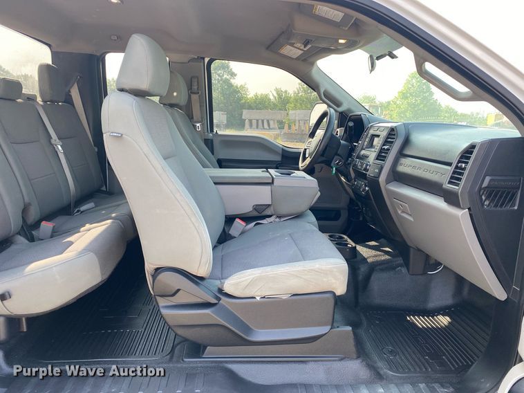 image for item DI7779 2019 Ford F250 Super Duty  SuperCab pickup truck