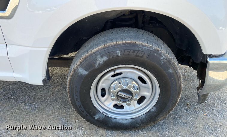 image for item DI7779 2019 Ford F250 Super Duty  SuperCab pickup truck