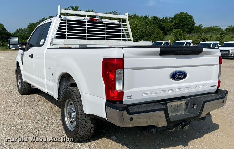 image for item DI7780 2019 Ford F250 Super Duty  SuperCab pickup truck