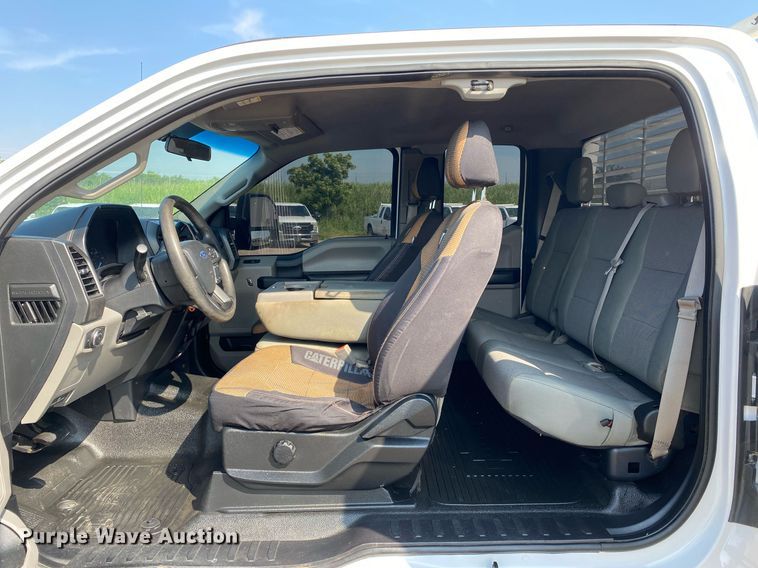 image for item DI7780 2019 Ford F250 Super Duty  SuperCab pickup truck