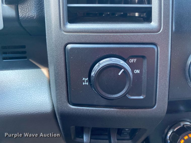 image for item DI7780 2019 Ford F250 Super Duty  SuperCab pickup truck