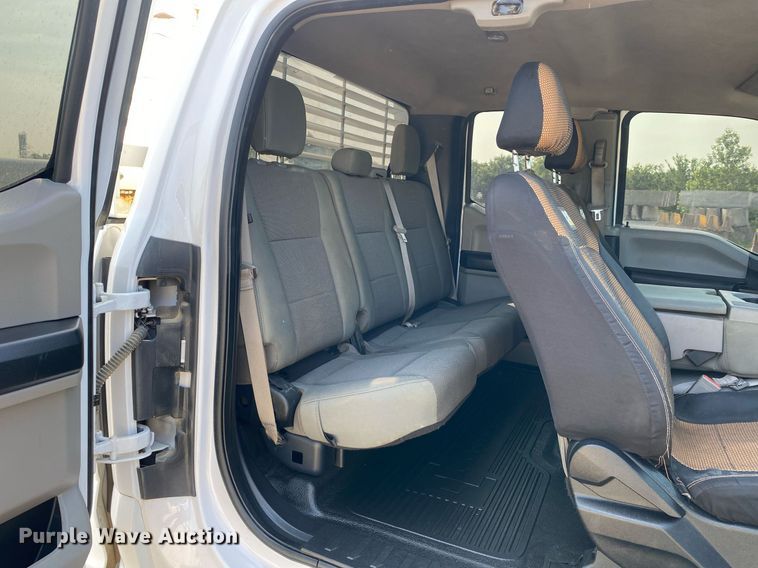 image for item DI7780 2019 Ford F250 Super Duty  SuperCab pickup truck