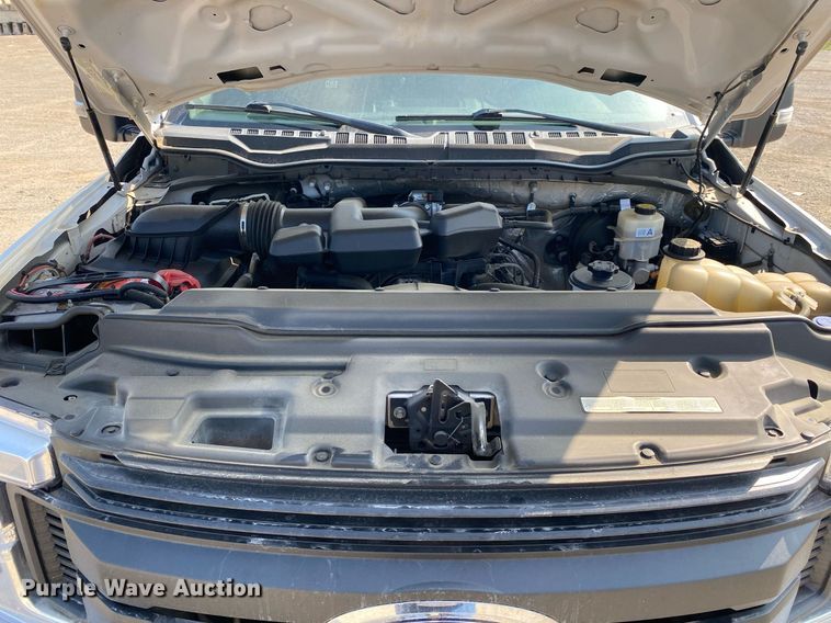 image for item DI7780 2019 Ford F250 Super Duty  SuperCab pickup truck