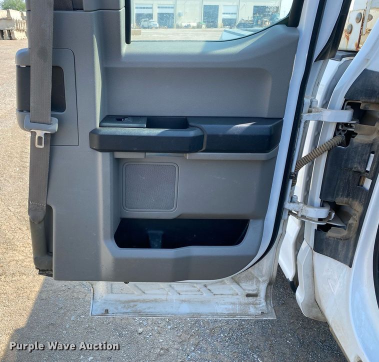 image for item DI7782 2018 Ford F250 Super Duty  SuperCab pickup truck