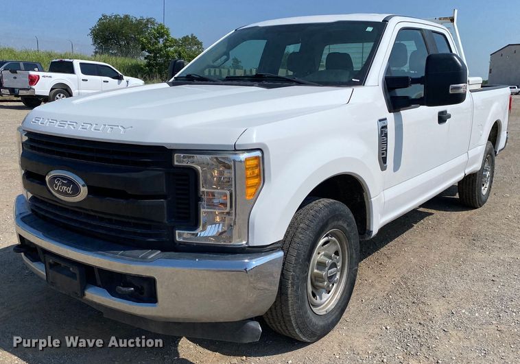image for item DI7783 2017 Ford F250 Super Duty  SuperCab pickup truck