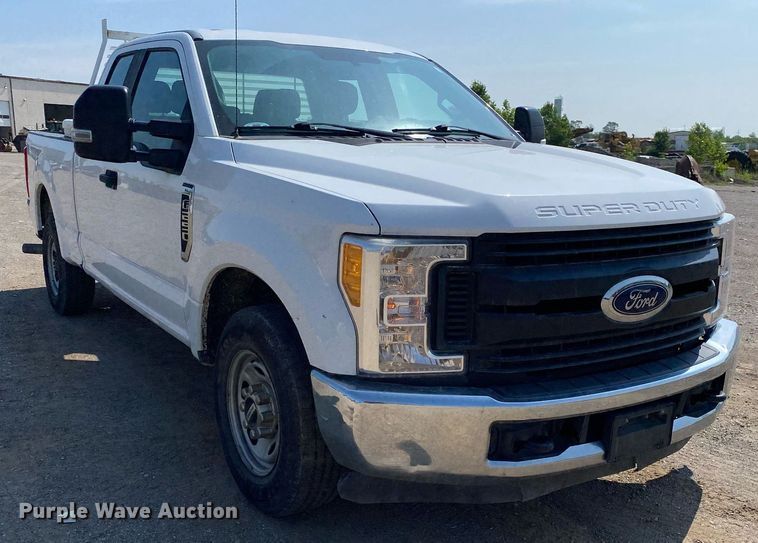 image for item DI7783 2017 Ford F250 Super Duty  SuperCab pickup truck