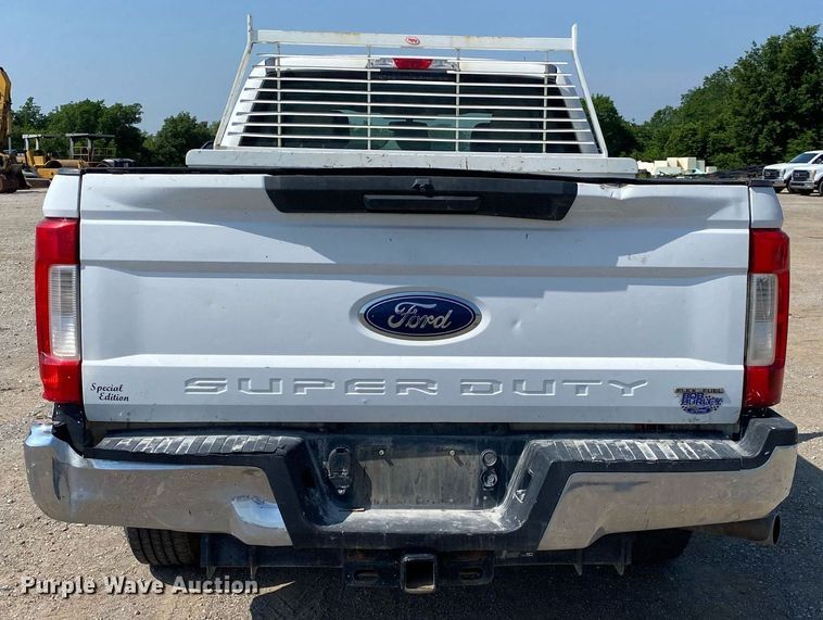 image for item DI7783 2017 Ford F250 Super Duty  SuperCab pickup truck