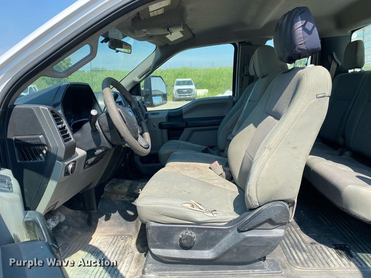 image for item DI7783 2017 Ford F250 Super Duty  SuperCab pickup truck