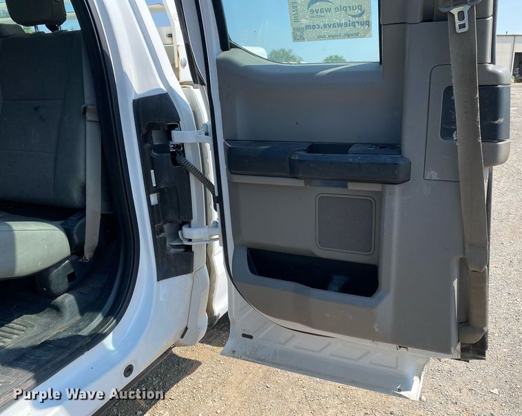 image for item DI7783 2017 Ford F250 Super Duty  SuperCab pickup truck