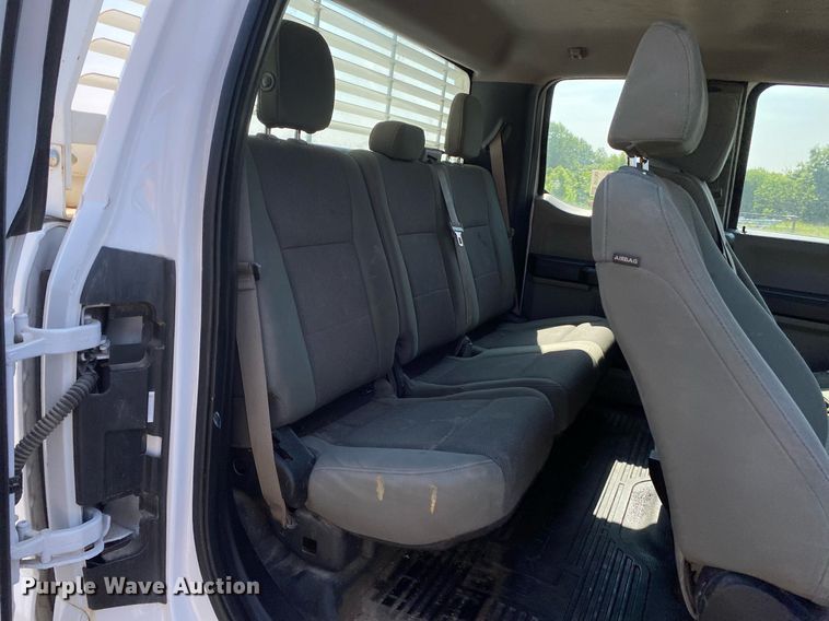 image for item DI7783 2017 Ford F250 Super Duty  SuperCab pickup truck